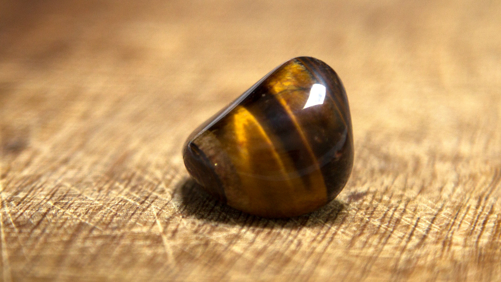 TIGER EYE