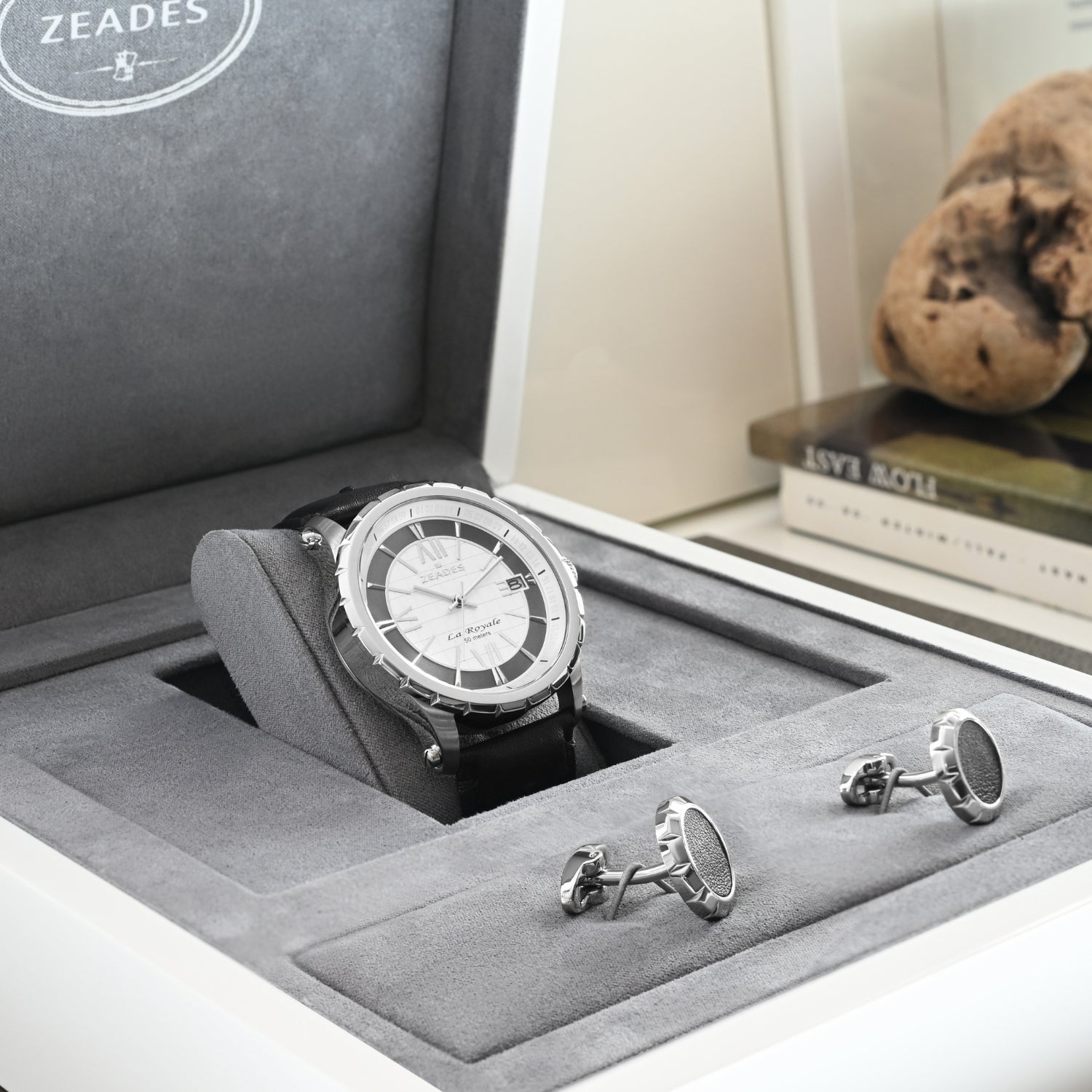 Men's Watch LA ROYALE and Cufflink Gift Set