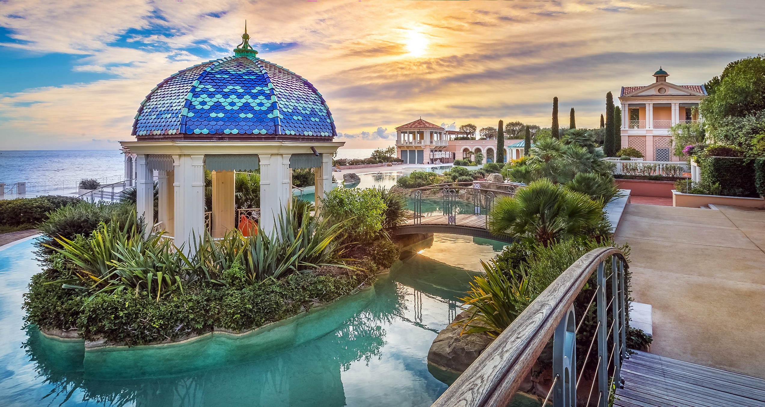 NEW CORNER AT MONTE-CARLO BAY